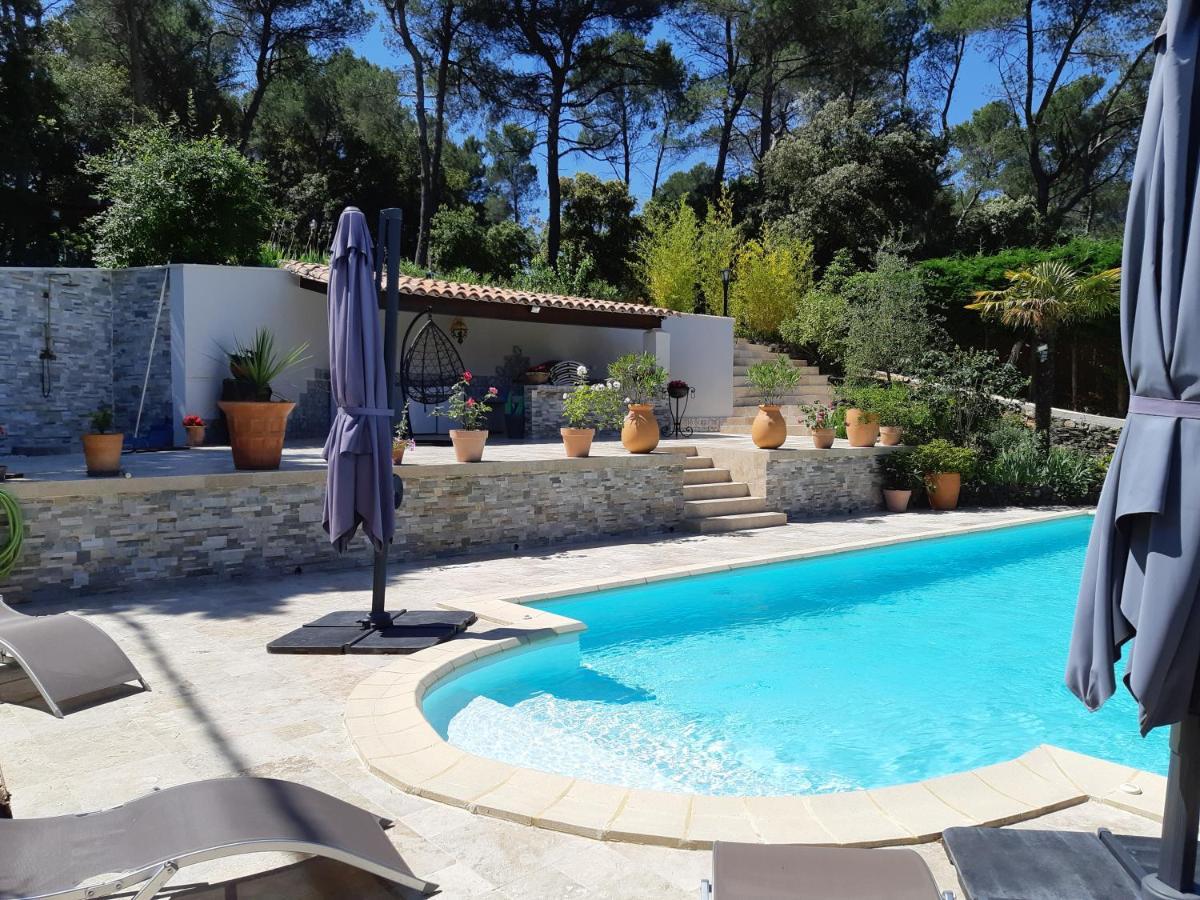 Chambres D'Hotes- Piscine, Spa, Tennis Belcodene 外观 照片